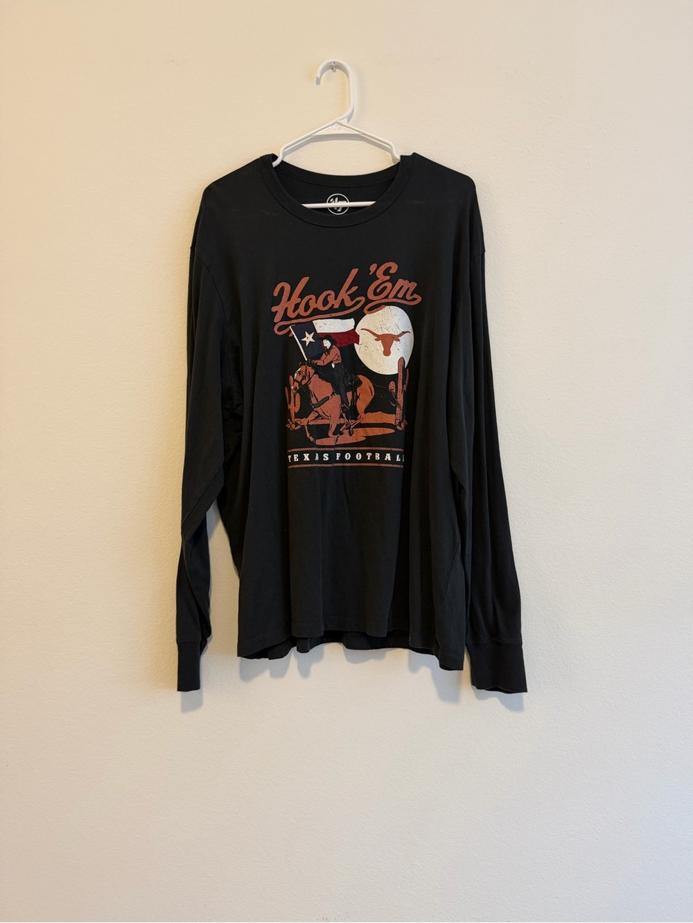 47 Men's Black Long Sleeve 'Hook 'Em' Graphic Tee with Orange Print
